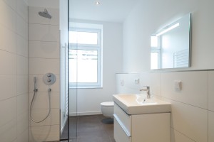 w1800 lr16 egre bad 20180216