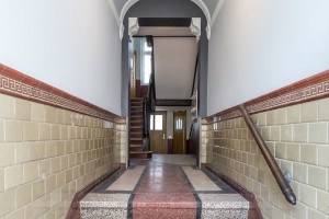 w1800 lr16 th 20180327